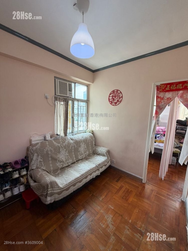 广兴大厦 售盘 1 房 , 1 浴室 239 平方尺