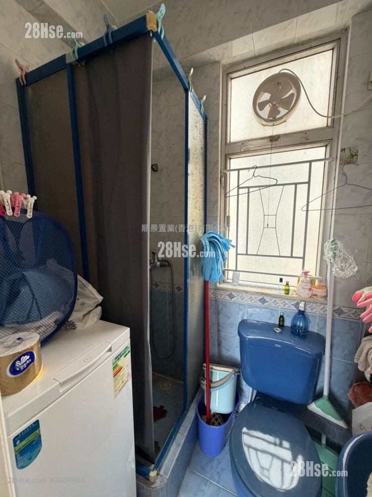 广兴大厦 售盘 1 房 , 1 浴室 239 平方尺