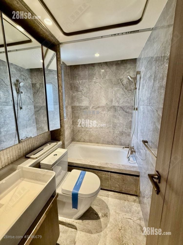 Pano Harbour Rental 2 Bedrooms , 1 Bathroom 659 ft²