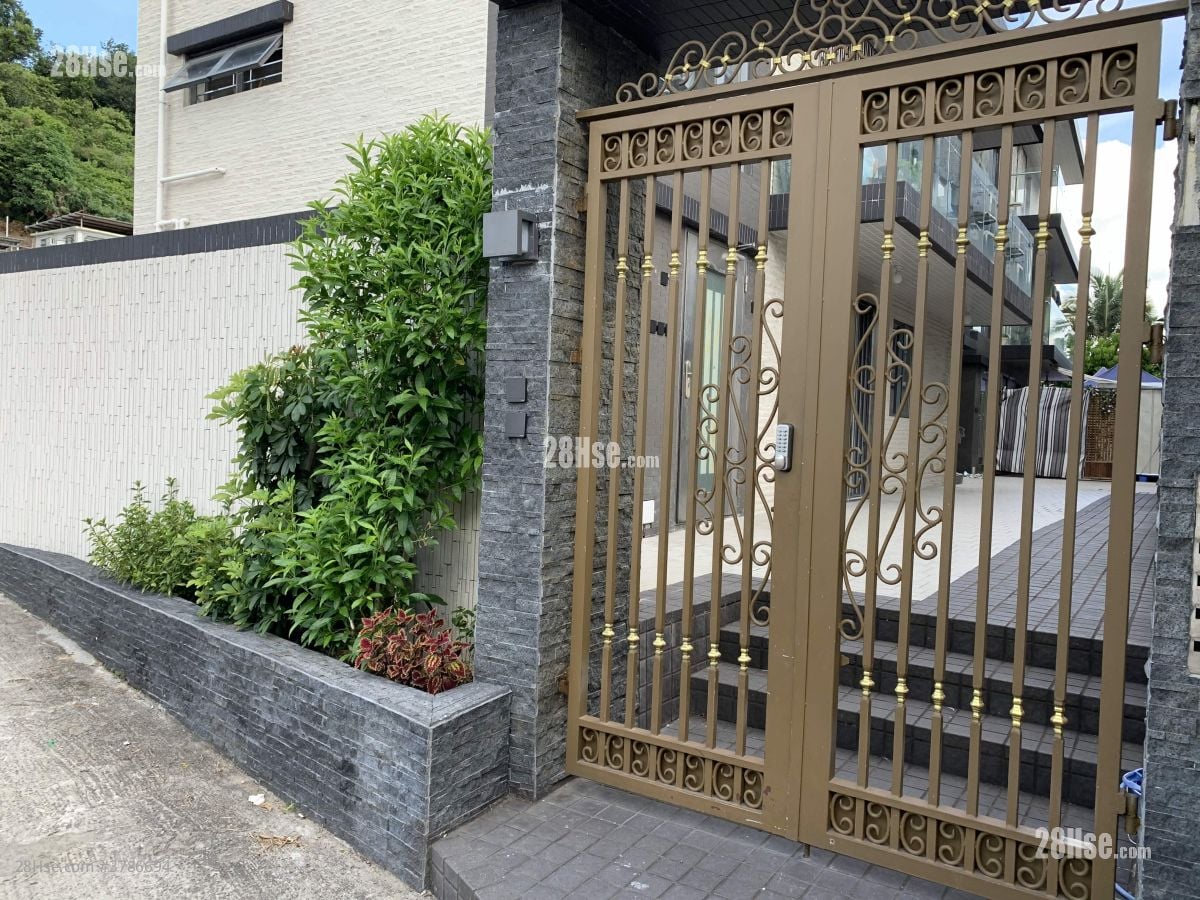 Village Rental 3 Bedrooms , 2 Bathrooms