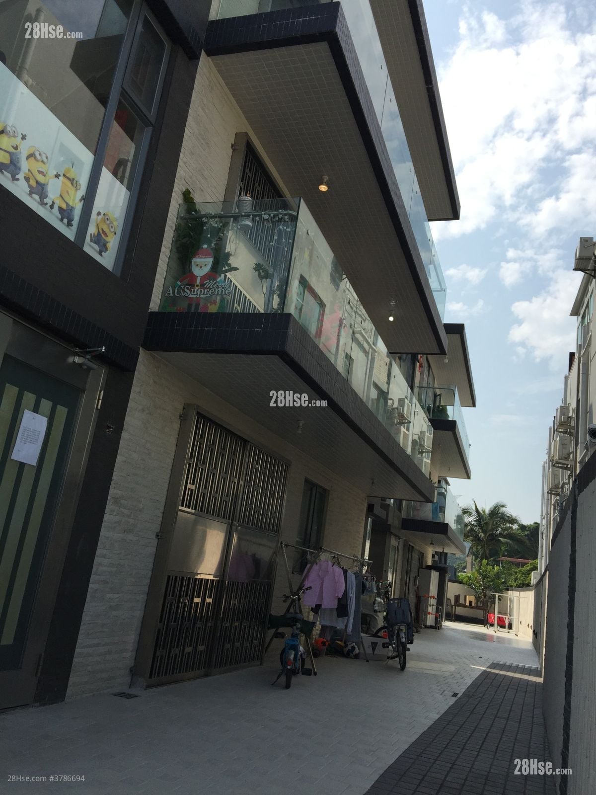 Village Rental 3 Bedrooms , 2 Bathrooms