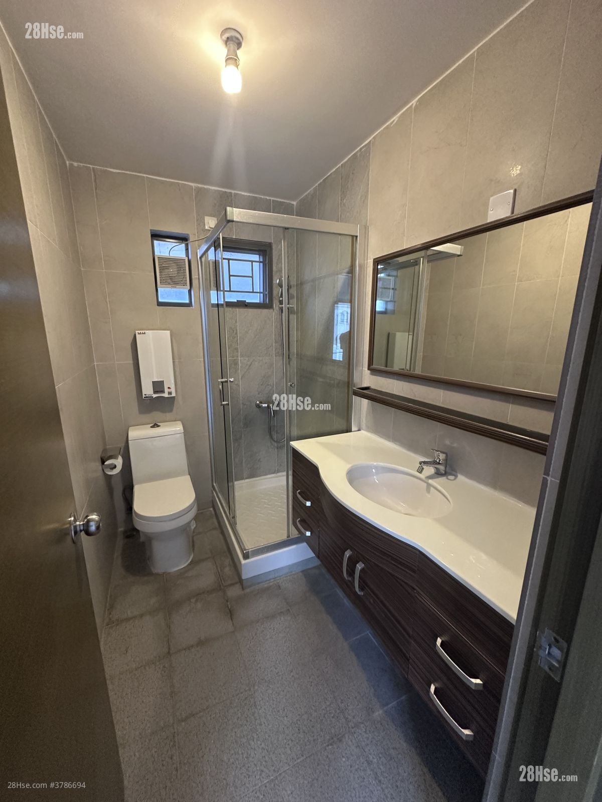 Village Rental 3 Bedrooms , 2 Bathrooms