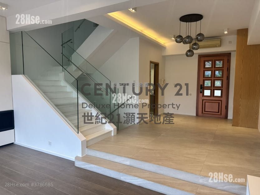 比华利山别墅 租盘 5+ 房 , 2 浴室 1,902 平方尺