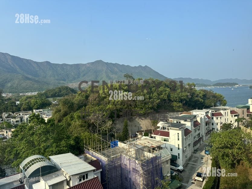 比华利山别墅 租盘 5+ 房 , 2 浴室 1,902 平方尺