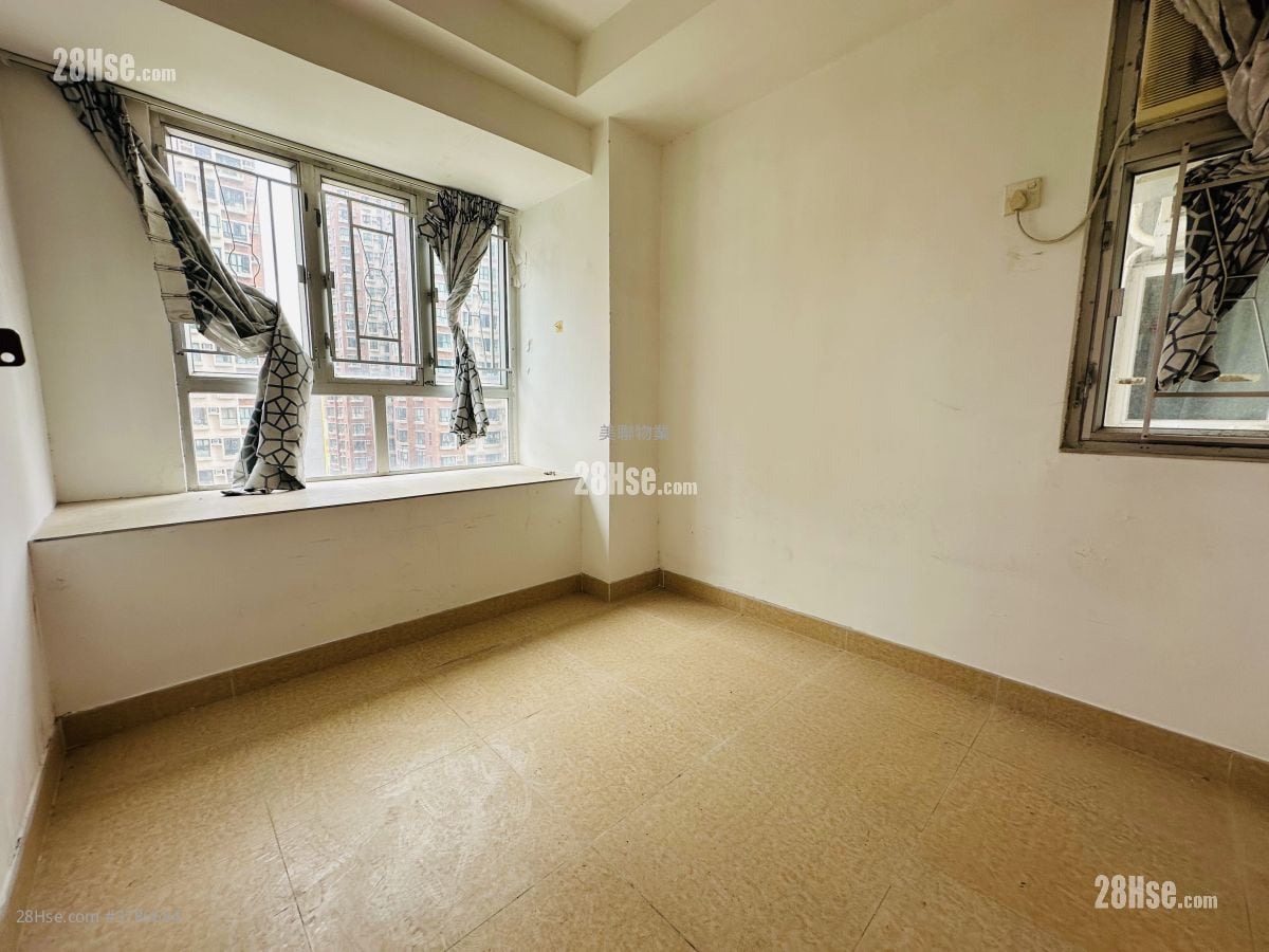 希尔顿中心 售盘 2 房 , 1 浴室 427 平方尺