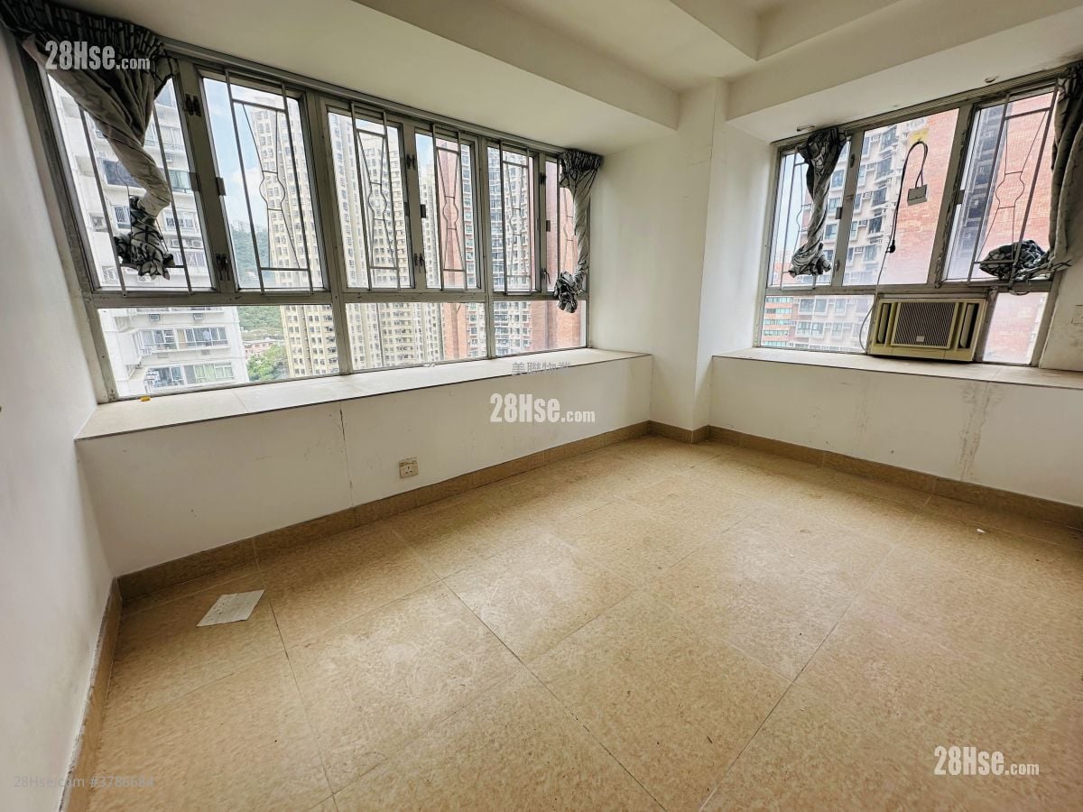 希尔顿中心 售盘 2 房 , 1 浴室 427 平方尺