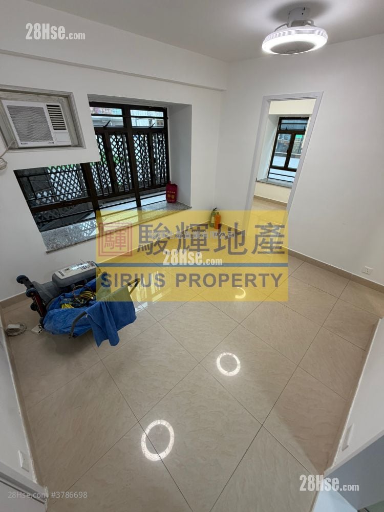 荣富大厦 租盘 3 房 , 2 浴室 391 平方尺