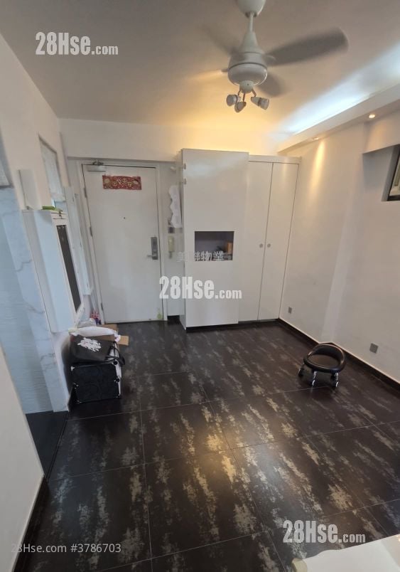 The Sherwood Sell 3 Bedrooms 568 ft²