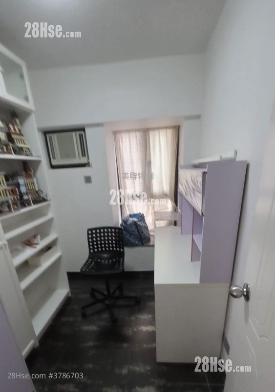 The Sherwood Sell 3 Bedrooms 568 ft²