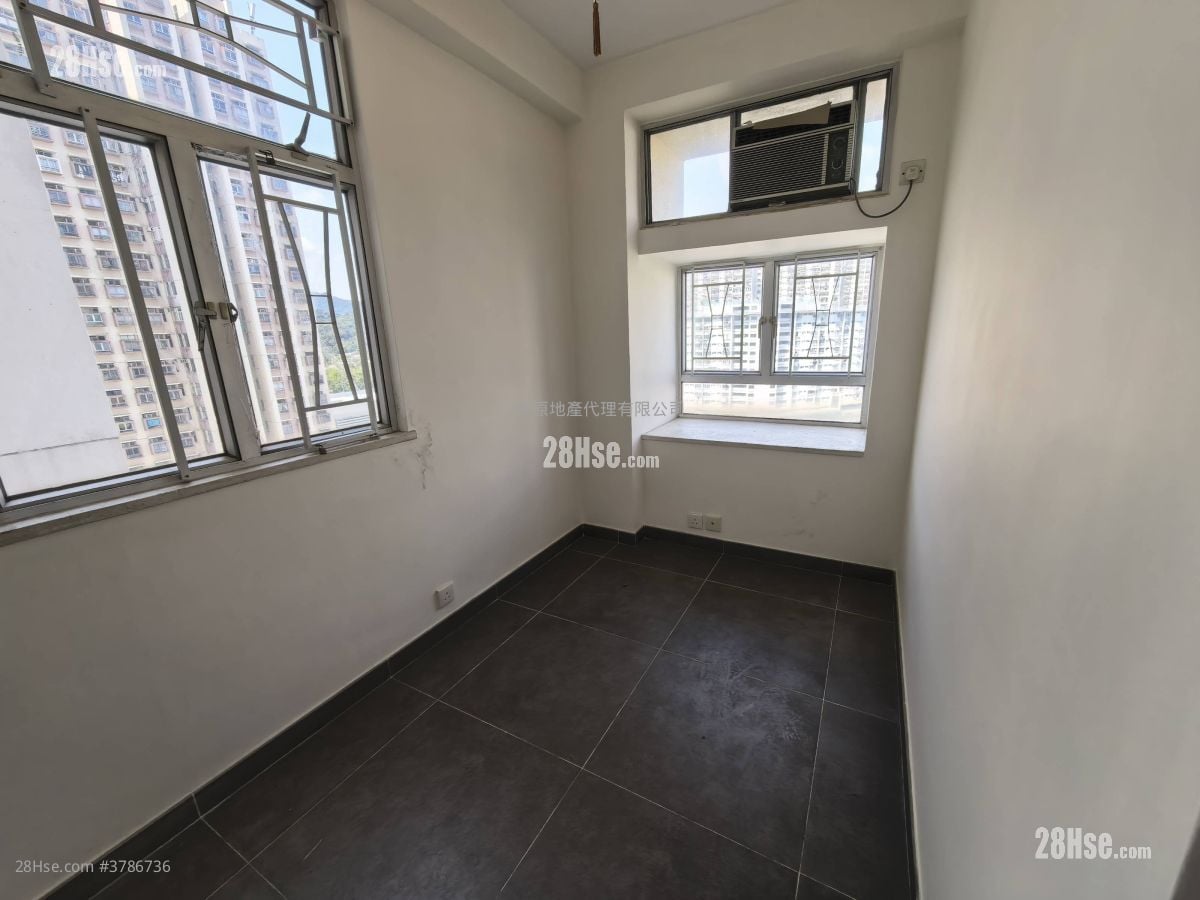 Jade Plaza Sell 1 Bedroom 262 ft²