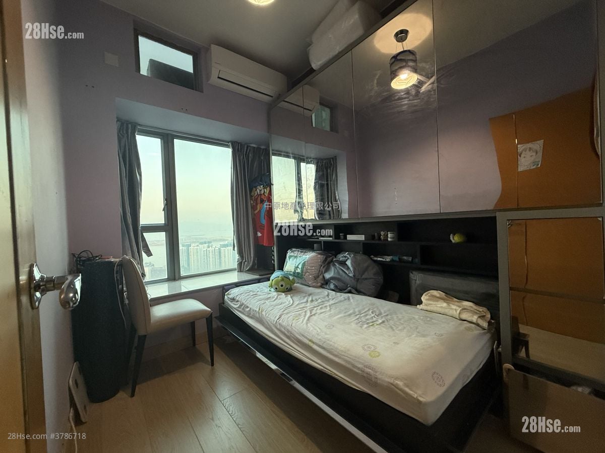 Coastal Skyline Sell 3 Bedrooms , 2 Bathrooms 777 ft²