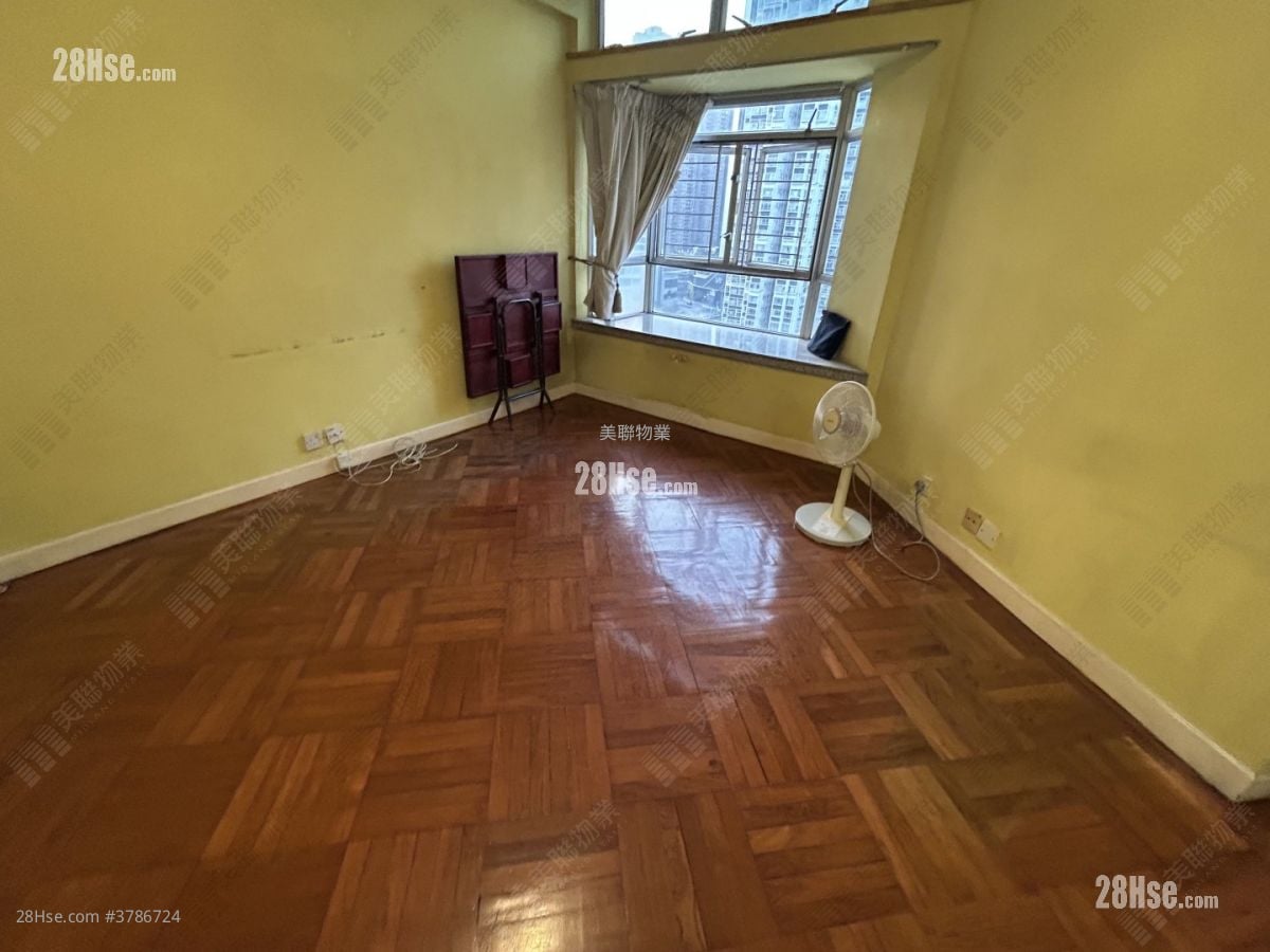 嘉湖山庄 售盘 3 房 635 平方尺