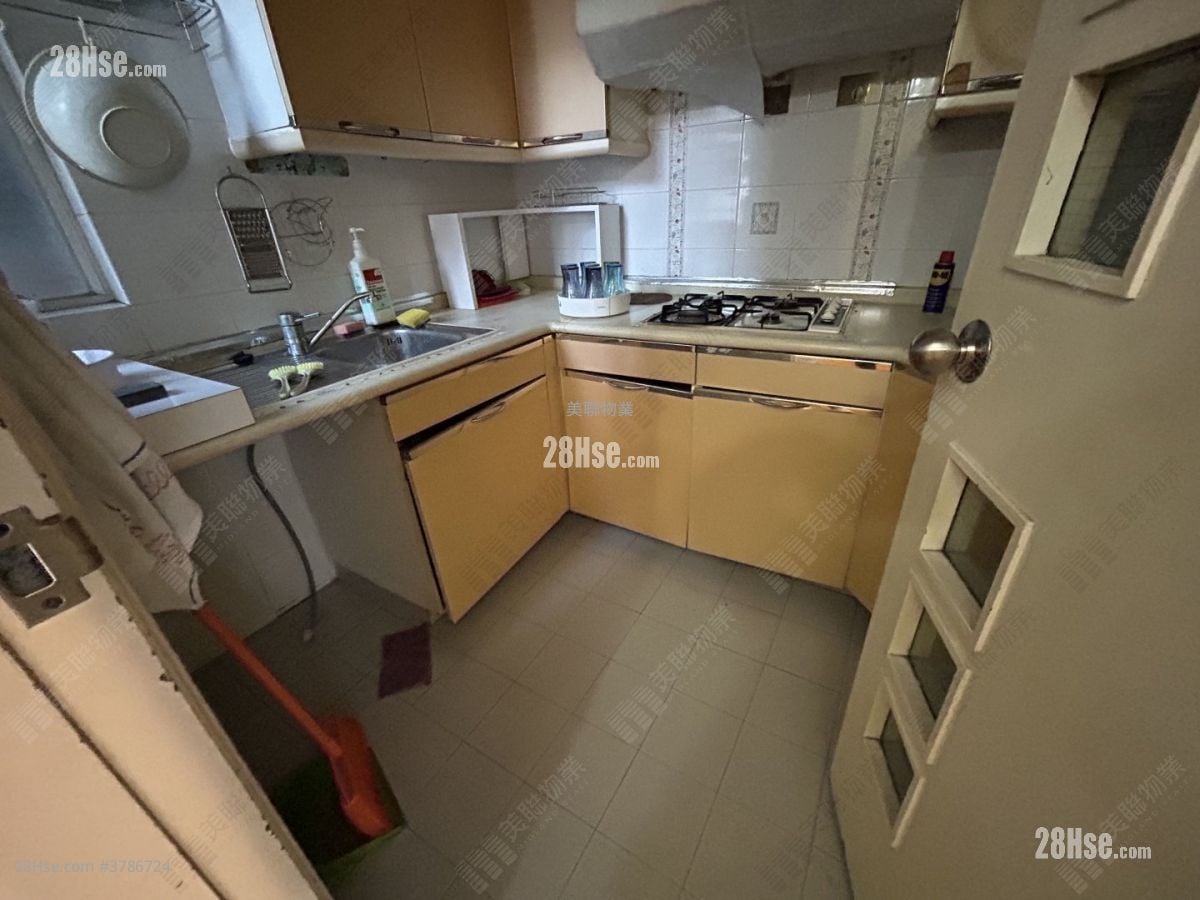 嘉湖山庄 售盘 3 房 635 平方尺