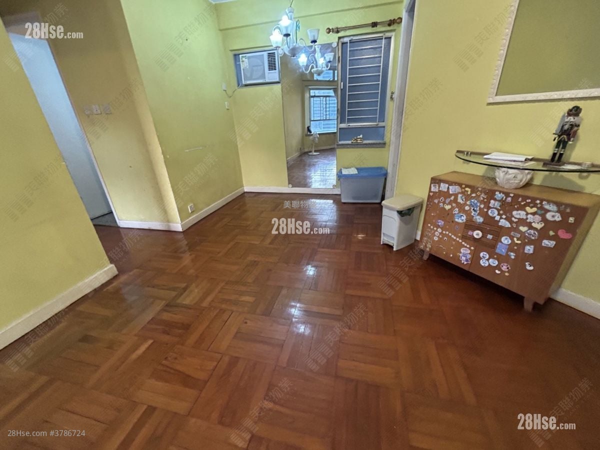 嘉湖山庄 售盘 3 房 635 平方尺