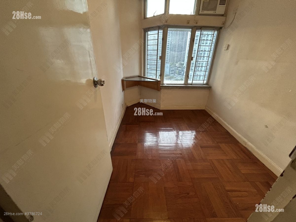 嘉湖山庄 售盘 3 房 635 平方尺