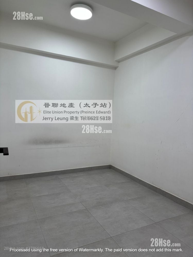 Edward Mansion Sell 5+ Bedrooms , 1 Bathroom 855 ft²