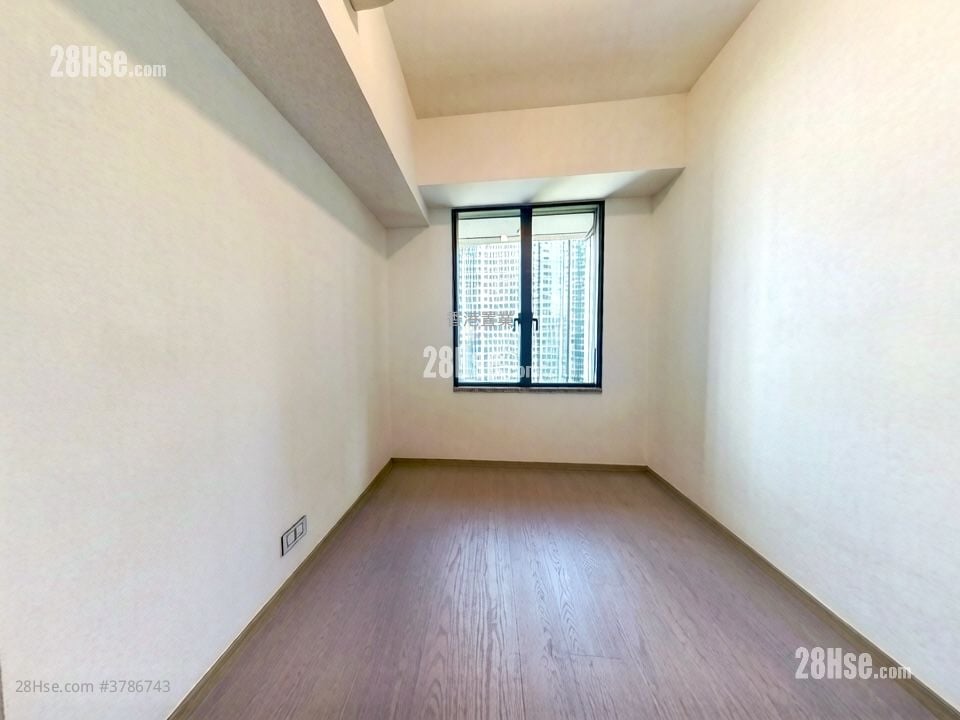 港岛南岸 租盘 3 房 , 3 浴室 737 平方尺