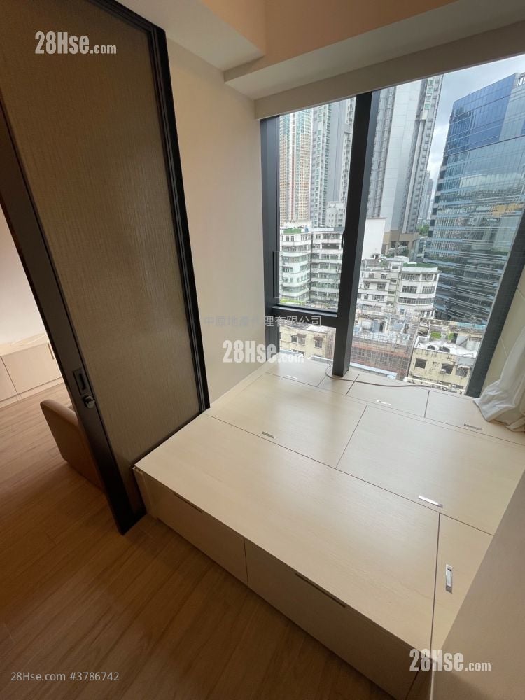 利奥坊凯岸 售盘 1 房 251 平方尺