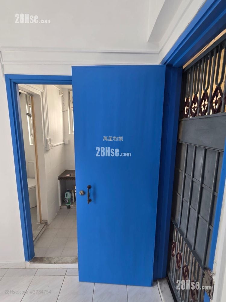 Cambridge Building Rental 2 Bedrooms , 1 Bathroom 288 ft²