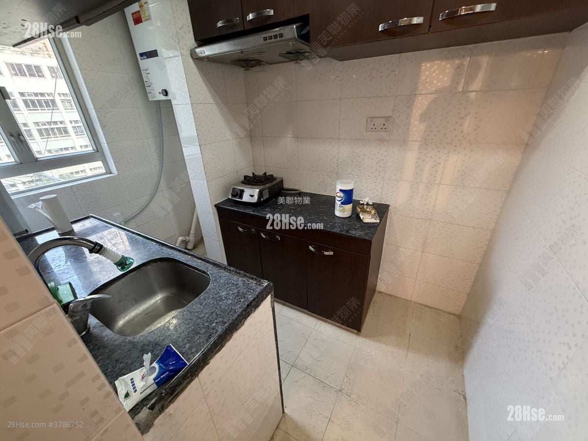 锦鞍苑 租盘 2 房 , 1 浴室 401 平方尺