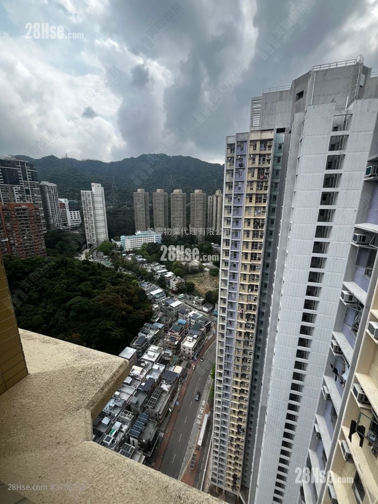 Ka Keng Court Sell 3 Bedrooms , 2 Bathrooms 650 ft²