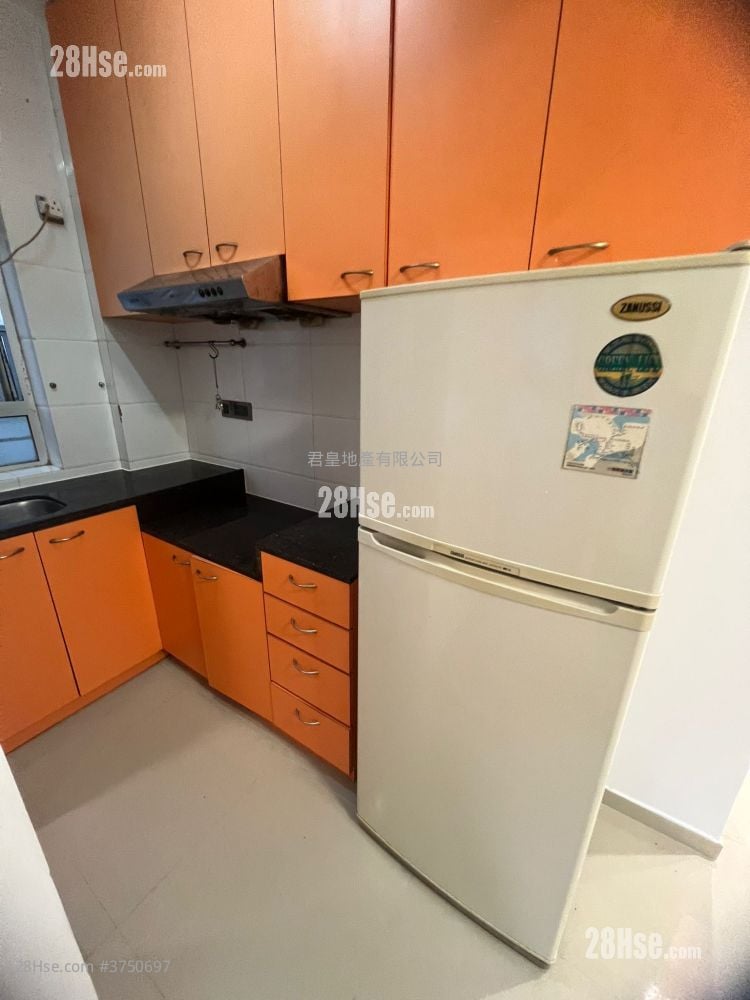 唐樓 售盤 2 房 , 1 浴室 329 平方呎