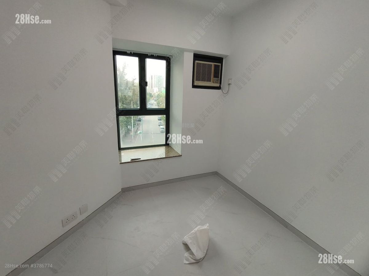 翠韵华庭 租盘 3 房 , 2 浴室 696 平方尺