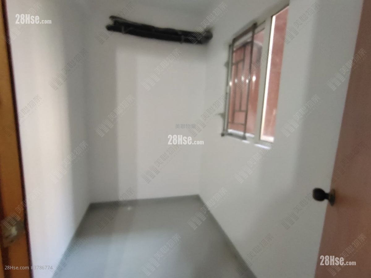 翠韵华庭 租盘 3 房 , 2 浴室 696 平方尺