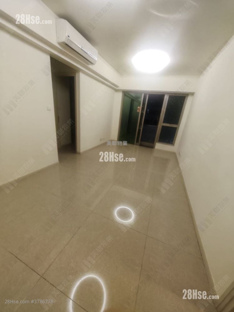 厅: 世宙 售盘 3 房 , 2 浴室 646 平方尺