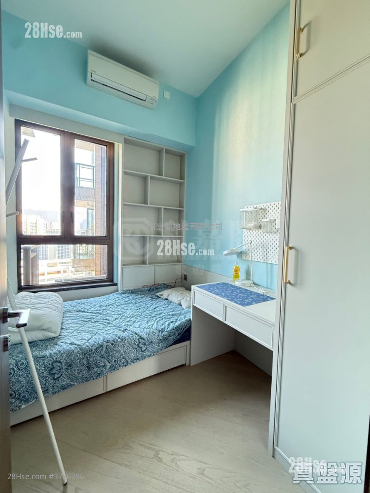 傲玟 租盘 3 房 , 3 浴室 1,403 平方尺