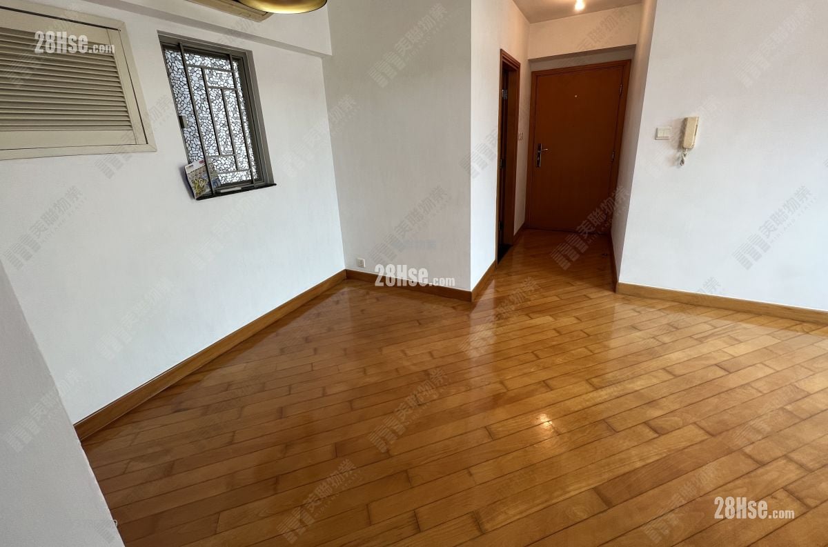 厅: Yoho Town 售盘 3 房 , 2 浴室 637 平方尺