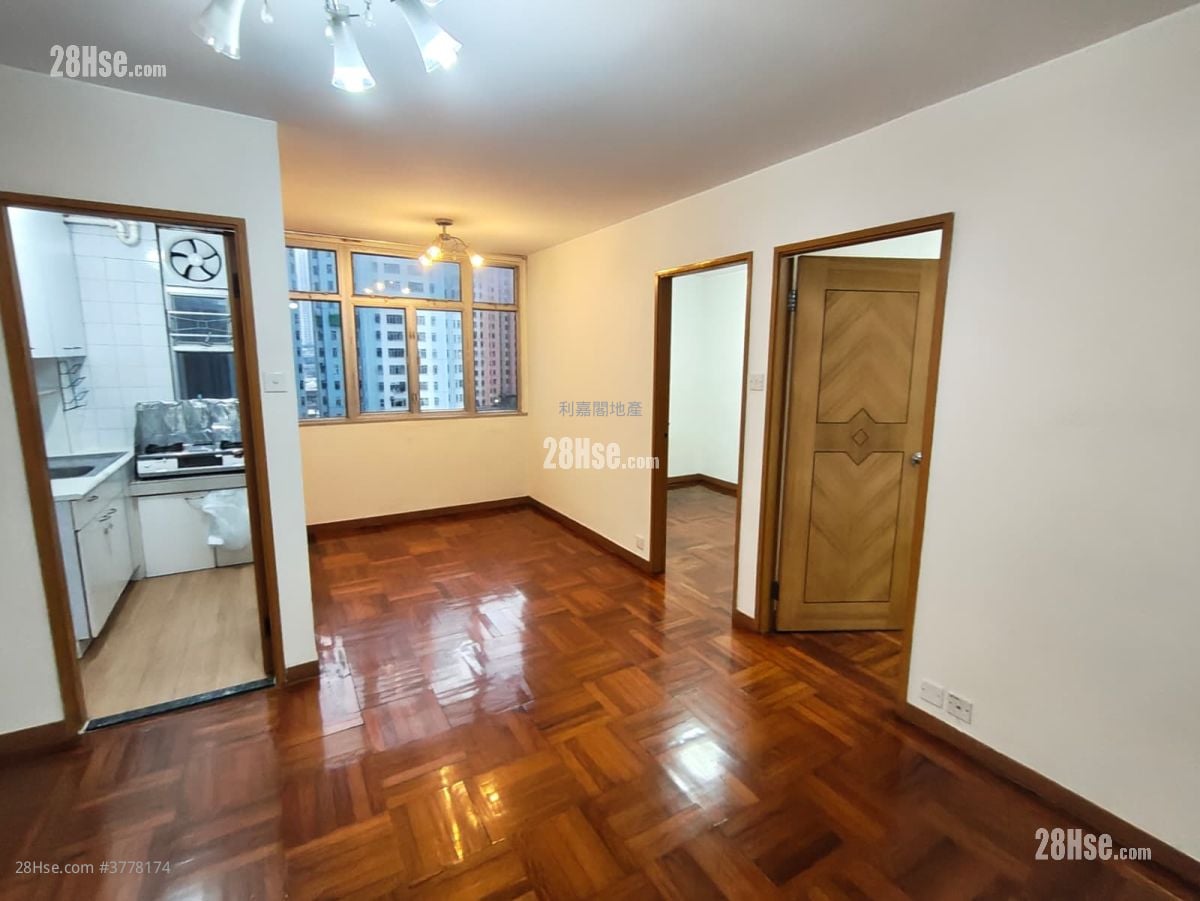 德福花园 售盘 2 房 517 平方尺