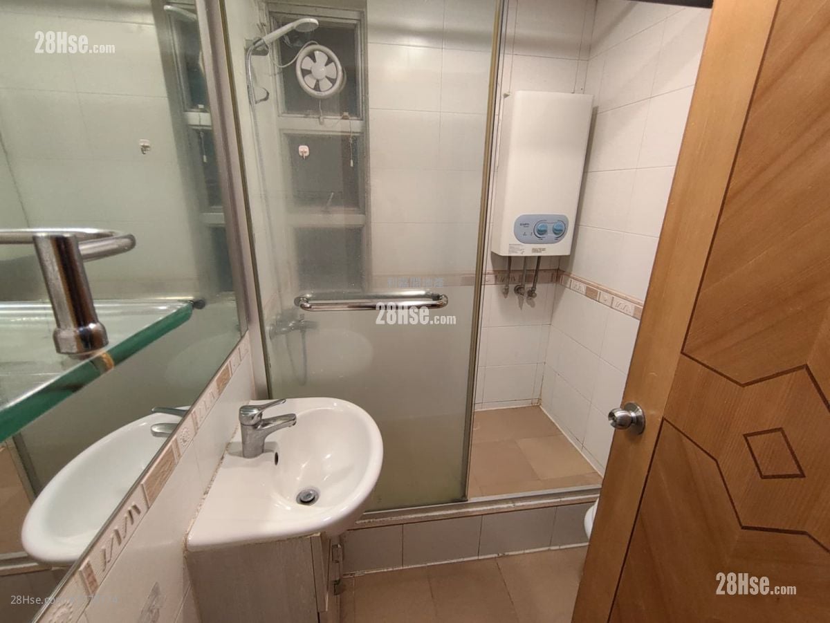 德福花园 售盘 2 房 517 平方尺