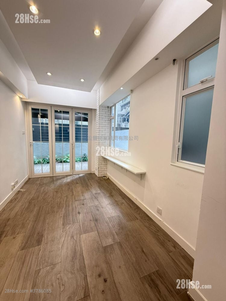 怡华大厦 租盘 1 房 , 1 浴室 335 平方尺