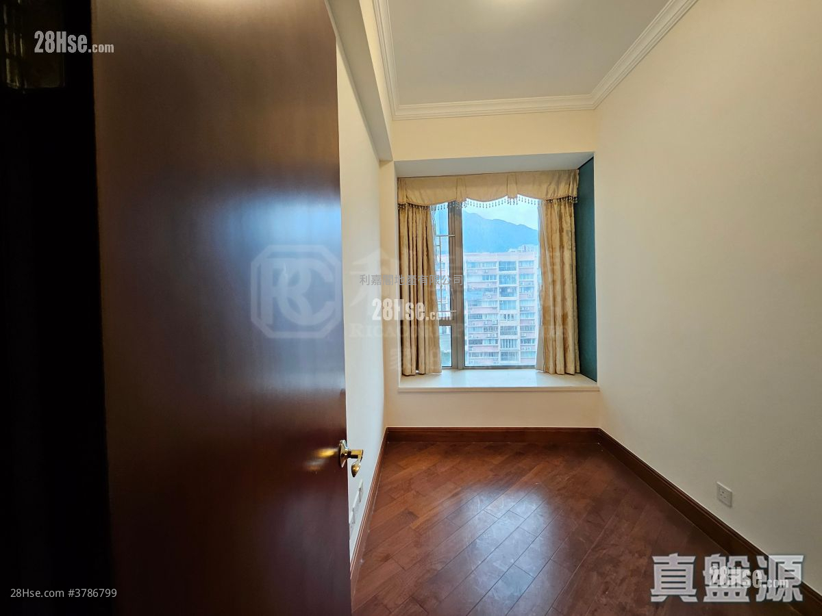 逸珑 售盘 4 房 1,473 平方尺