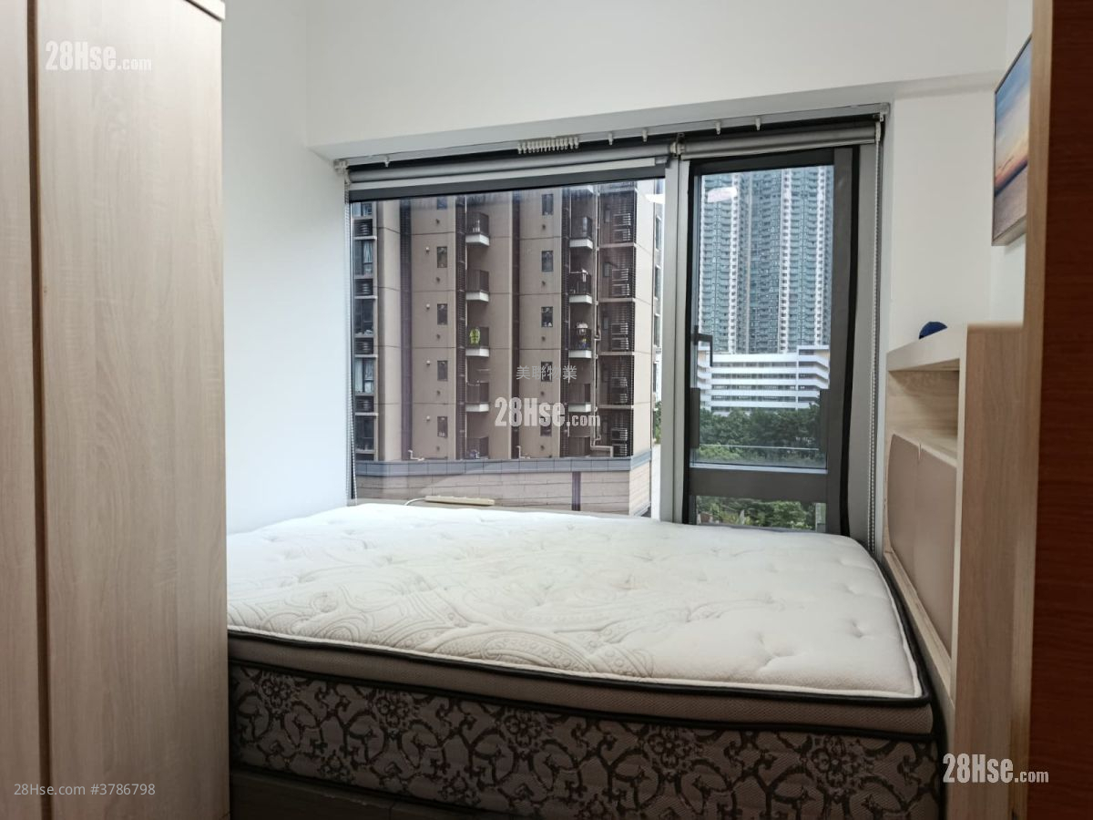 Century Link Rental 2 Bedrooms , 2 Bathrooms 484 ft²