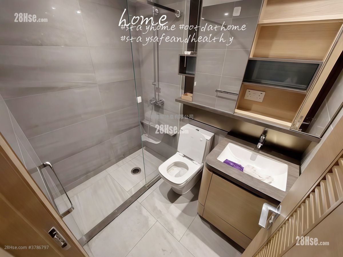 Solaria Sell 3 Bedrooms 573 ft²