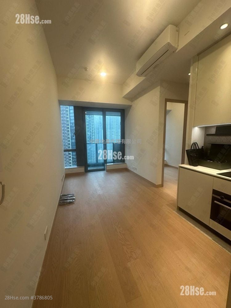 Park Seasons Sell 2 Bedrooms , 1 Bathroom 437 ft²