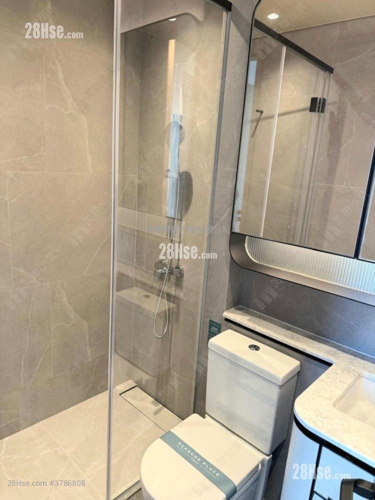 Seasons Place 售盘 1 房 , 1 浴室 323 平方尺