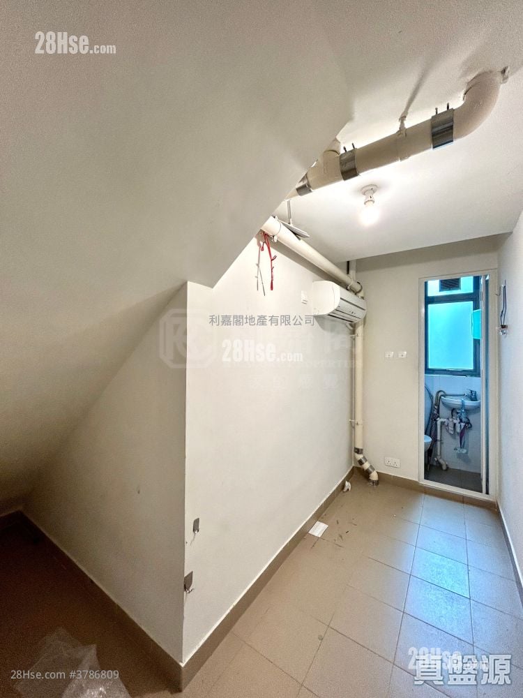 Park Yoho Sell 3 Bedrooms 982 ft²