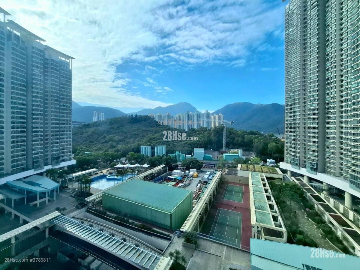 Tung Chung Crescent Sell 2 Bedrooms 531 ft²