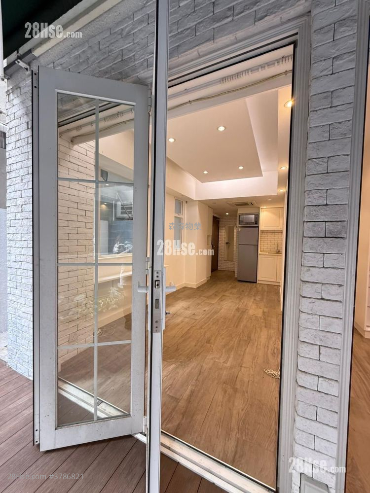 Yee Wah Mansion Rental 1 Bedroom 335 ft²