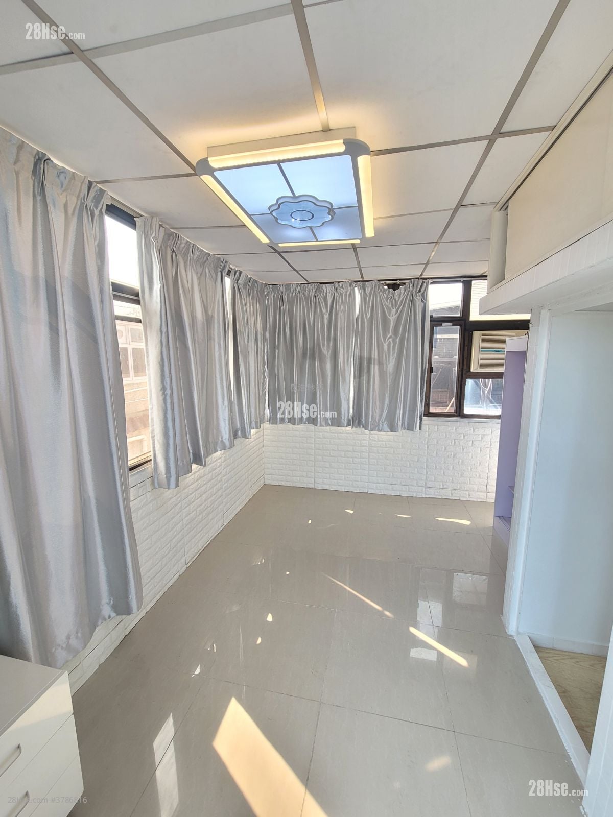 Village Rental 1 Bedroom , 1 Bathroom 450 ft²