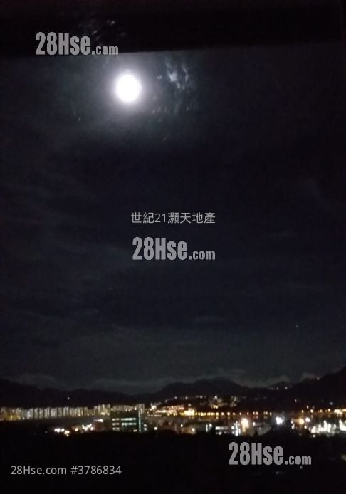 岚山 售盘 3 房 , 2 浴室 736 平方尺