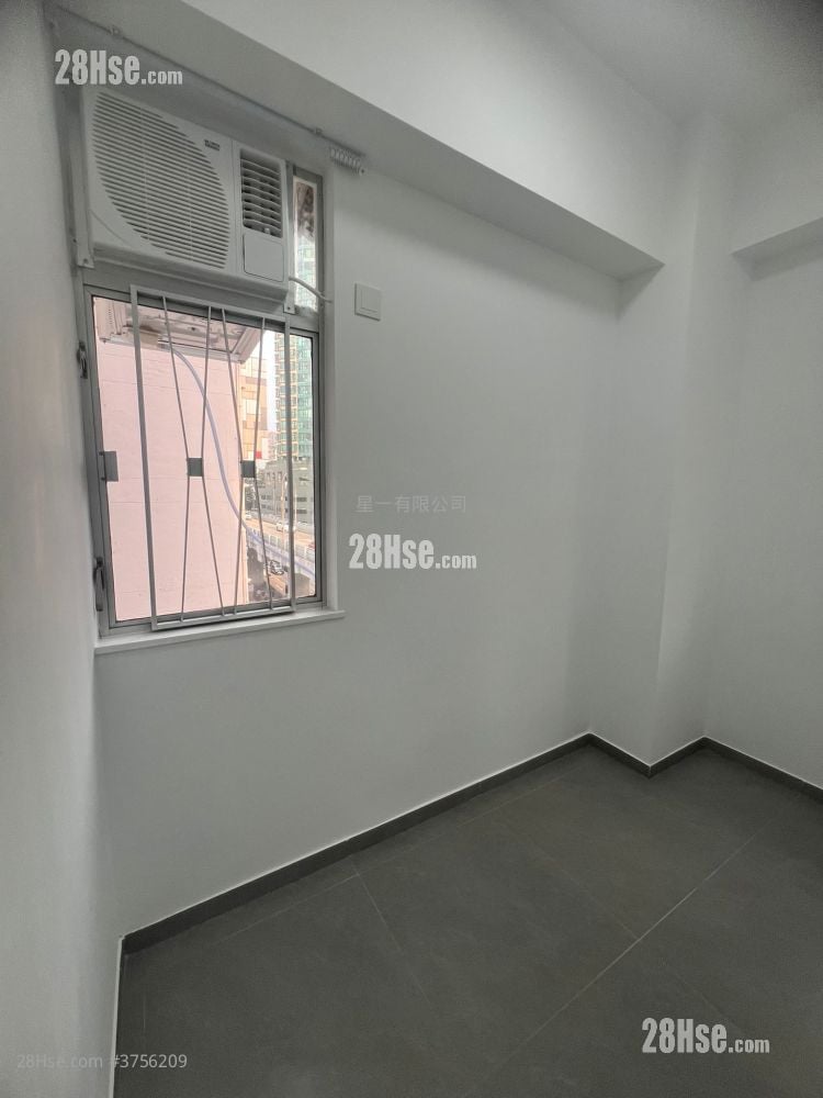 Honland Building Rental 2 Bedrooms , 1 Bathroom 160 ft²