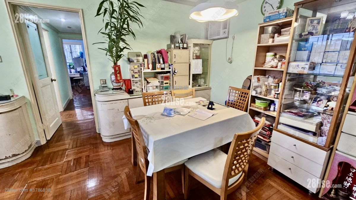 丽城花园 售盘 3 房 , 2 浴室 728 平方尺