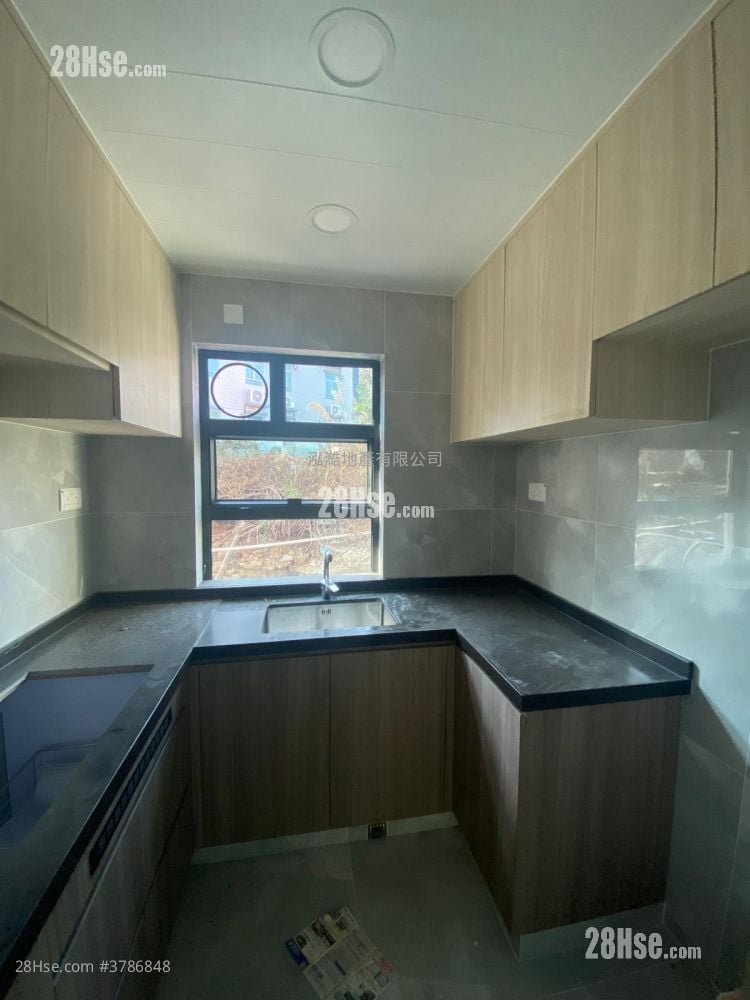 Village Sell 3 Bedrooms , 2 Bathrooms 700 ft²