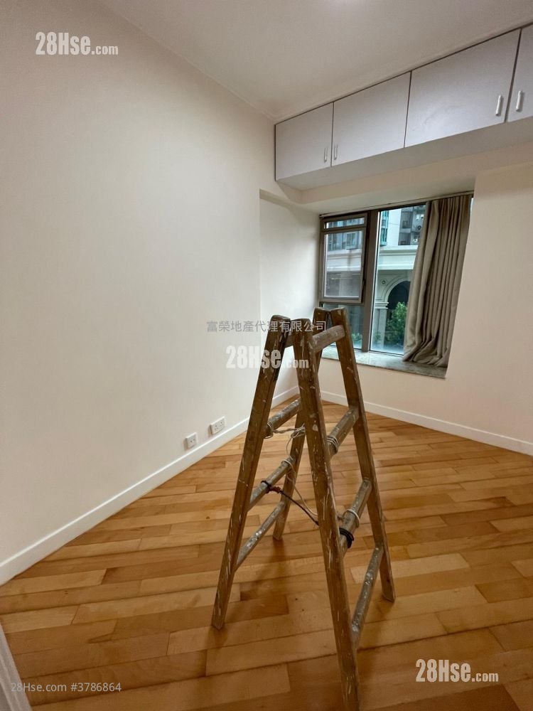 Laguna Verde Sell 2 Bedrooms , 1 Bathroom 744 ft²