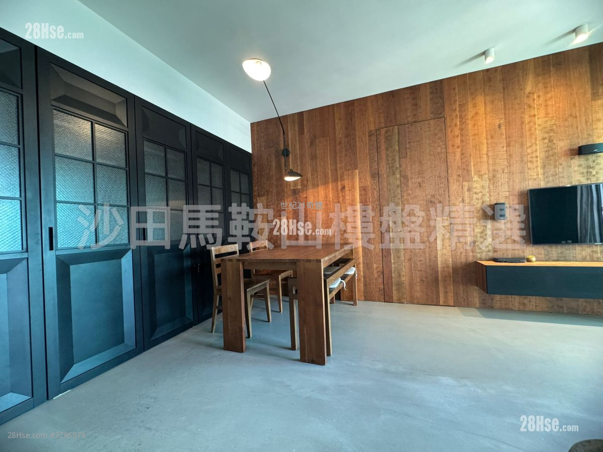 Festival City Sell 3 Bedrooms , 2 Bathrooms 785 ft²