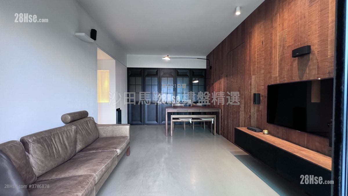 Festival City Sell 3 Bedrooms , 2 Bathrooms 785 ft²